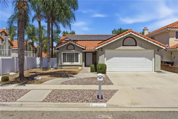 1367 Pajero, Corona, CA 92882