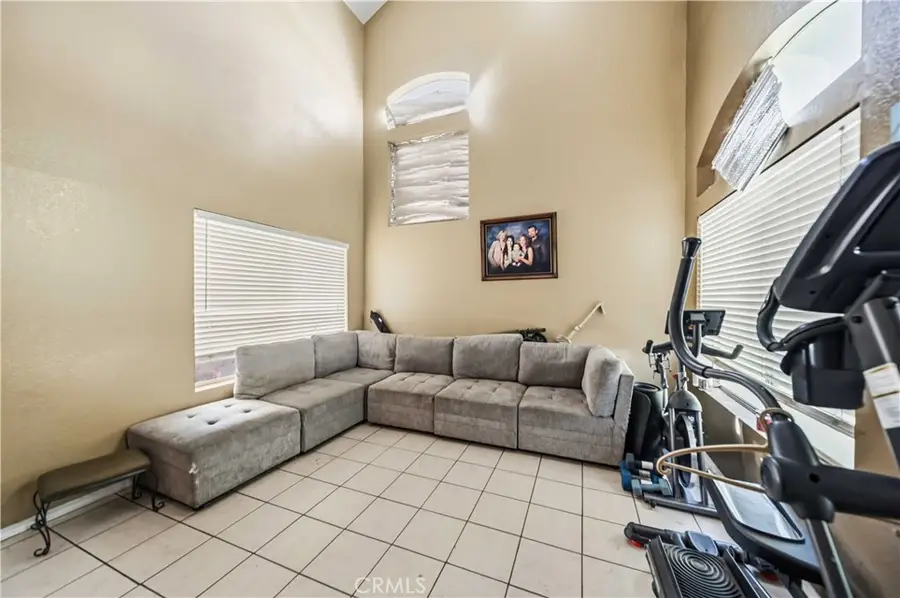 44440 Avenida Del Rio, Lancaster, CA 93535 - #2