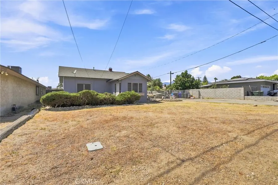 9606 Palmetto, Fontana, CA 92335 - #3