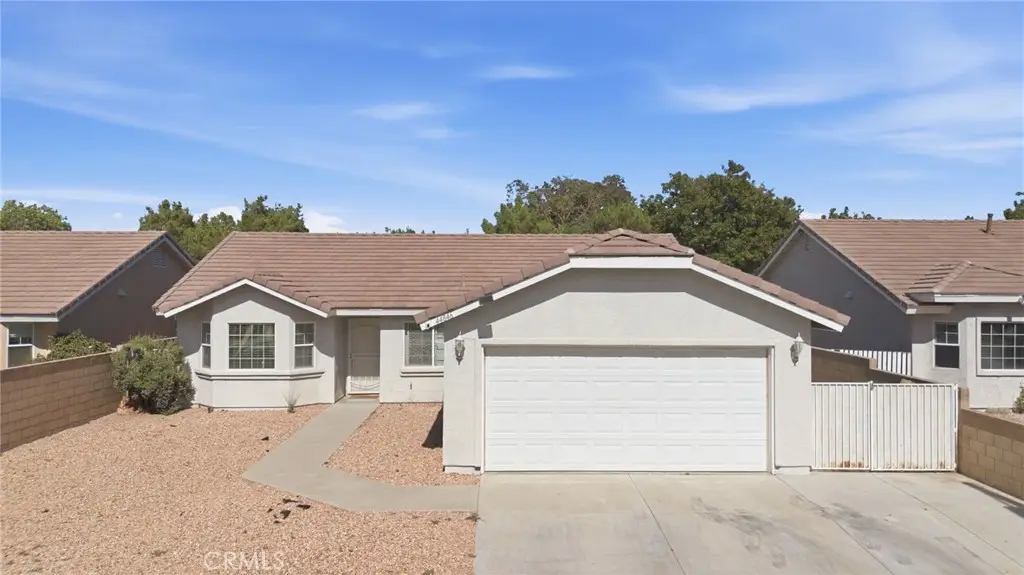 44846 Fenhold, Lancaster, CA 93535 - #1
