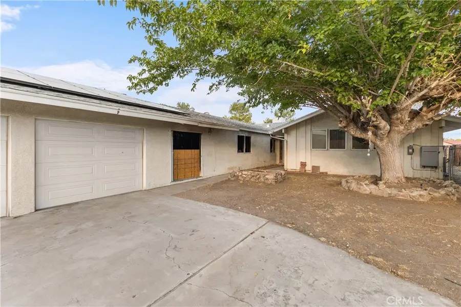 16092 Lakewood Place, Victorville, CA 92395 - #3