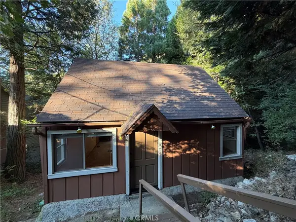 23679 Hillside, Crestline, CA 92325