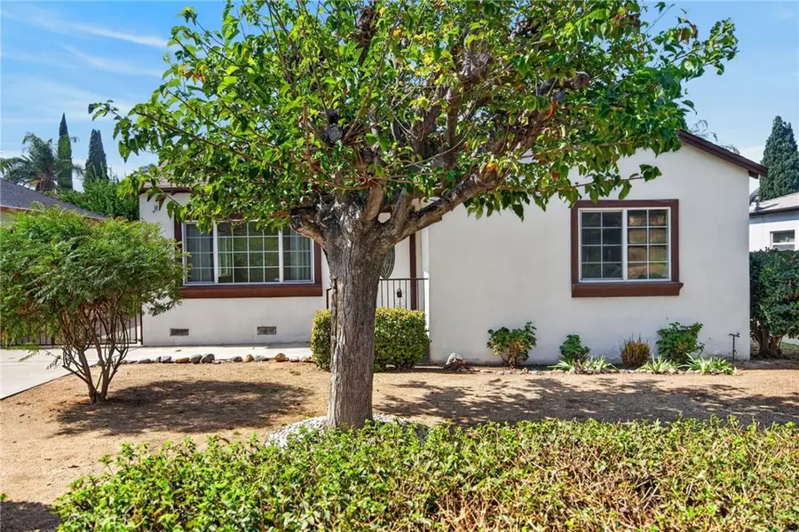 4330 Oakwood Place, Riverside, CA 92506 - #2