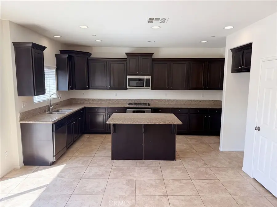 40959 Vauxhall Court, Lake Elsinore, CA 92532 - #2