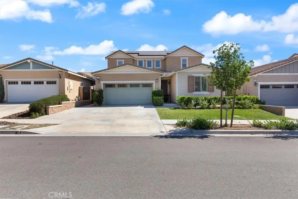 5327 La Bodega, Fontana, CA 92336 - #1