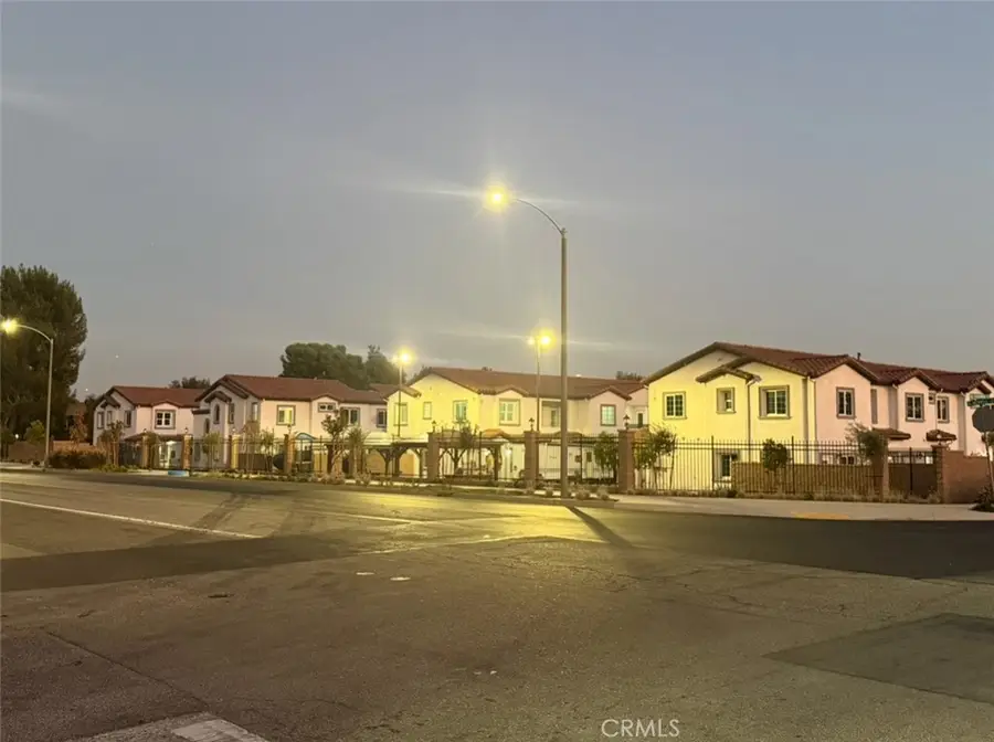 15909 Merrill Ave, Fontana, CA 92335 - #2