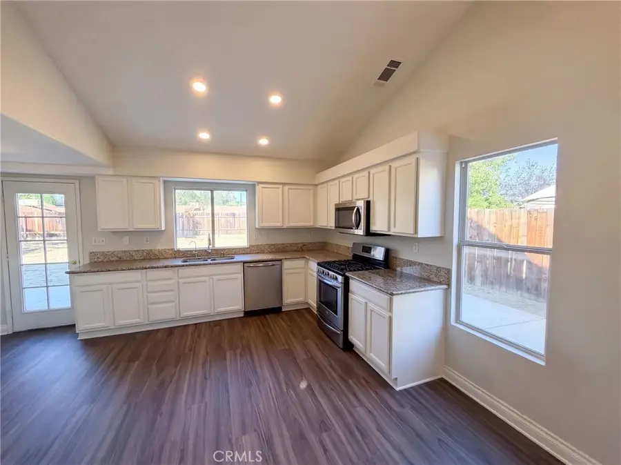 563 Tell Lane, Hemet, CA 92544 - #3