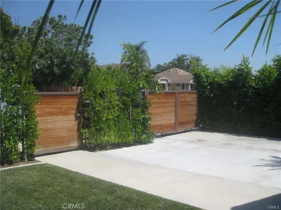 4027 La Salle, Los Angeles, CA 90062 - #2