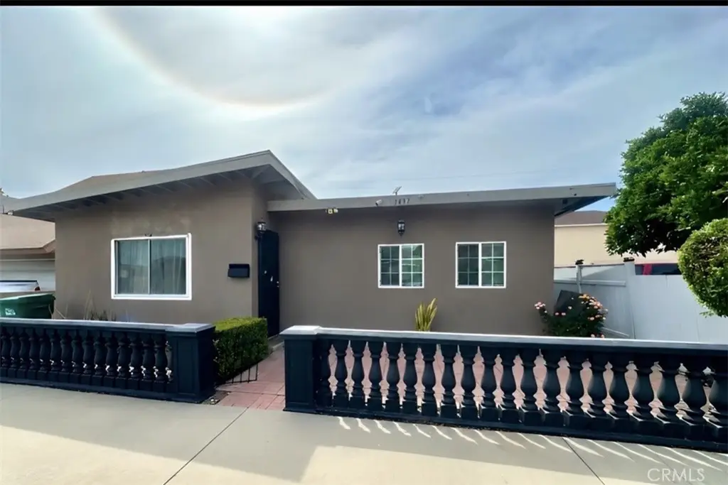 3437 Caspian, Long Beach, CA 90810 - #1