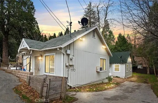684 Forest Shade Rd, Crestline, CA 92325