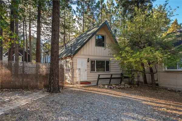 322 Moreno, Sugarloaf, CA 92386