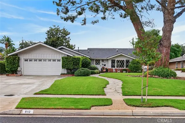 812 Alta Vista, Corona, CA 92882