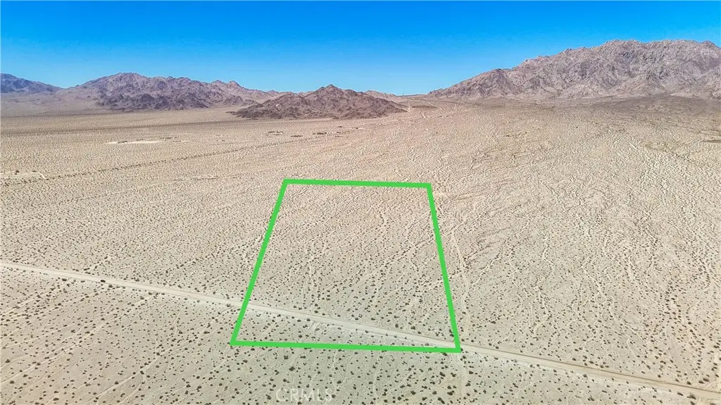 592 Ironage Rd, Twentynine Palms Yucca Valley, CA 92277 - Image #1