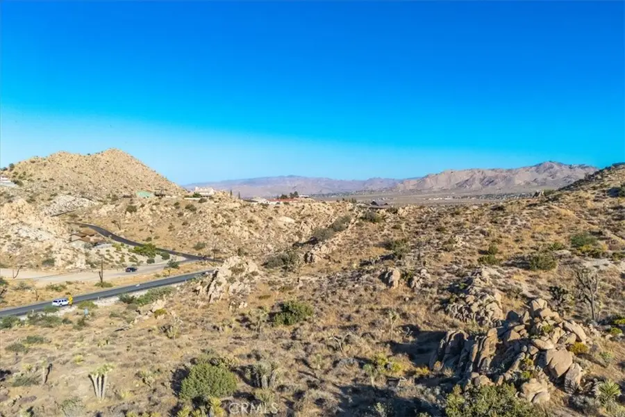 596 Buena Suerte Road, Yucca Valley, CA 92284 - Image #3