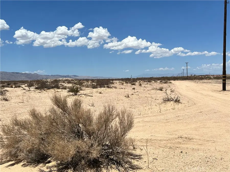 78757 Garden, Twentynine Palms Yucca Valley, CA 92277 - Image #3