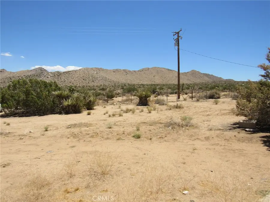 8626 La Contenta Road, Yucca Valley, CA 92284 - Image #3