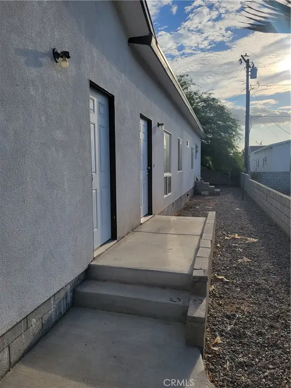 6446 Palm View Avenue, 29 Palms, CA 92277