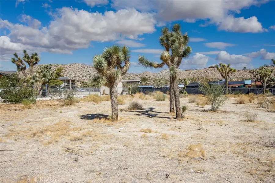 57106 Crestview Drive, Yucca Valley, CA 92284 - #3