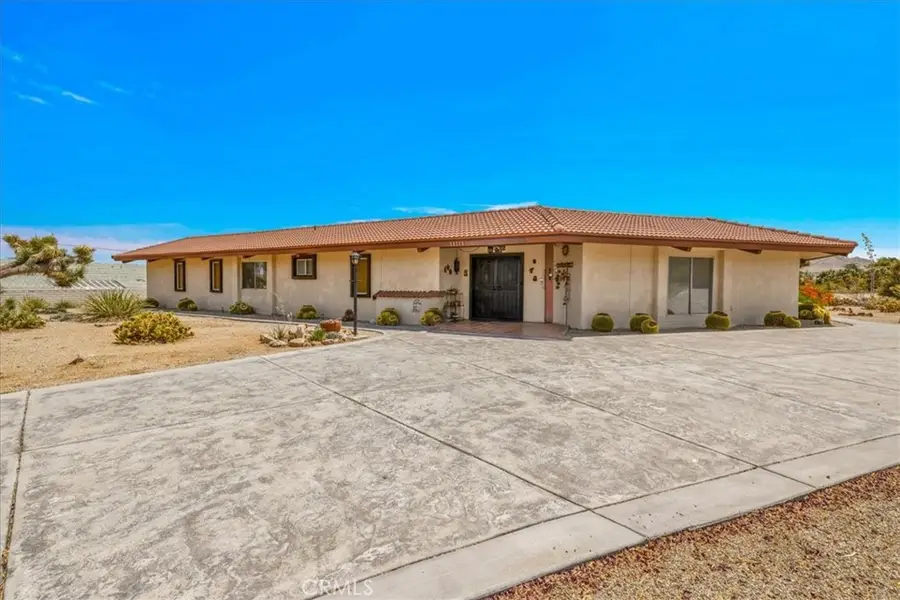 58573 Santa Maria Drive, Yucca Valley, CA 92284 - Image #2