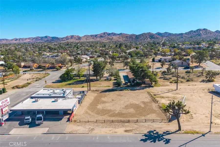 1122 Twentynine Palms, Yucca Valley, CA 92284 - #2