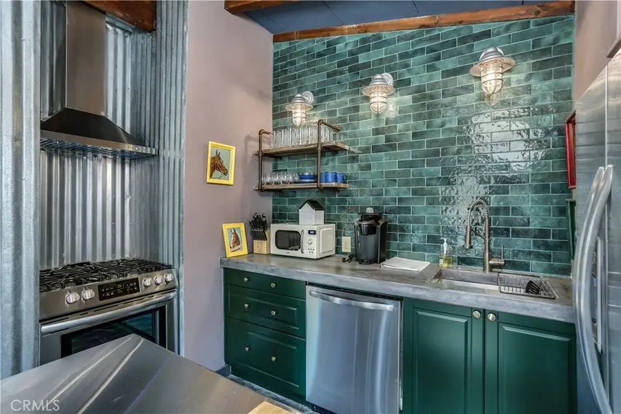 5969 Lorraine Road, Landers, CA 92285 - Image #2