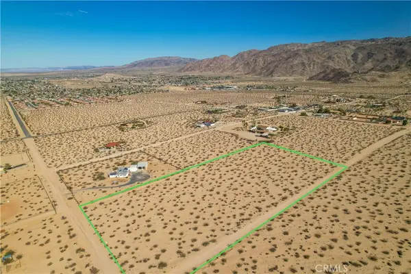 10 Noels Knoll Road, 29 Palms, CA 92277