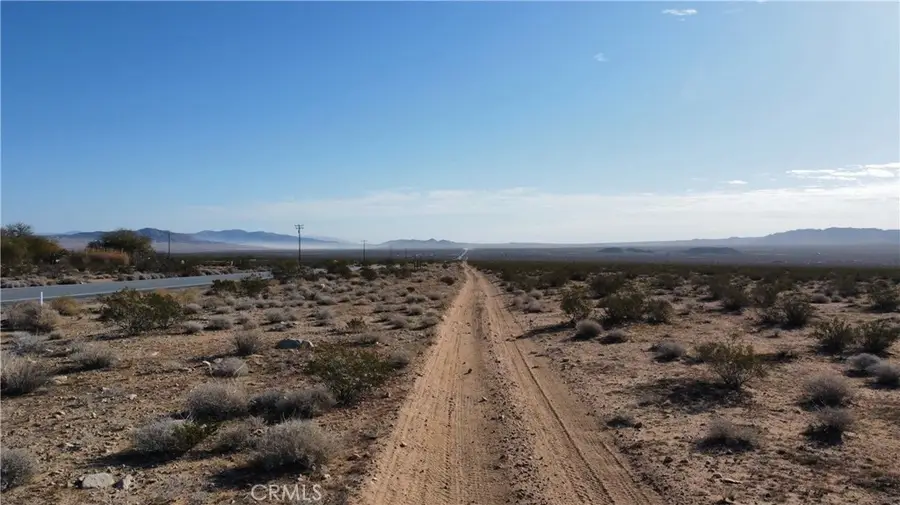 29 Old Woman Springs Road, Landers, CA 92356 - #2