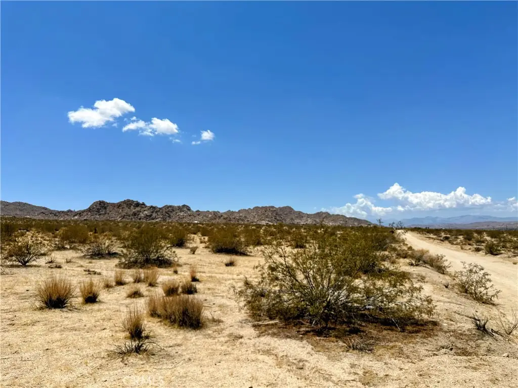 5 Sunfair Road, Joshua Tree, CA 92252 - #1