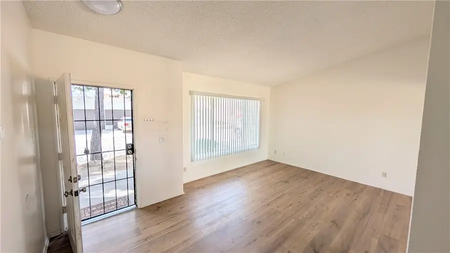 Unit 6 Buena Vista Drive, Yucca Valley, CA 92284 - #3