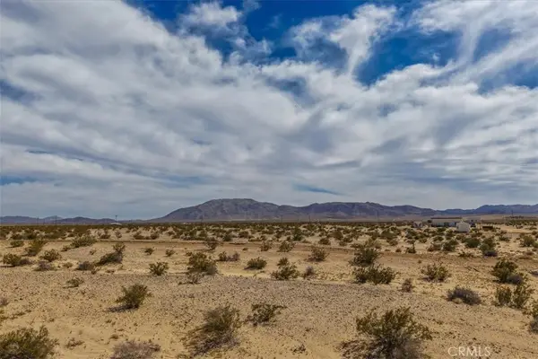 101 Diamond Bar, 29 Palms, CA 92277