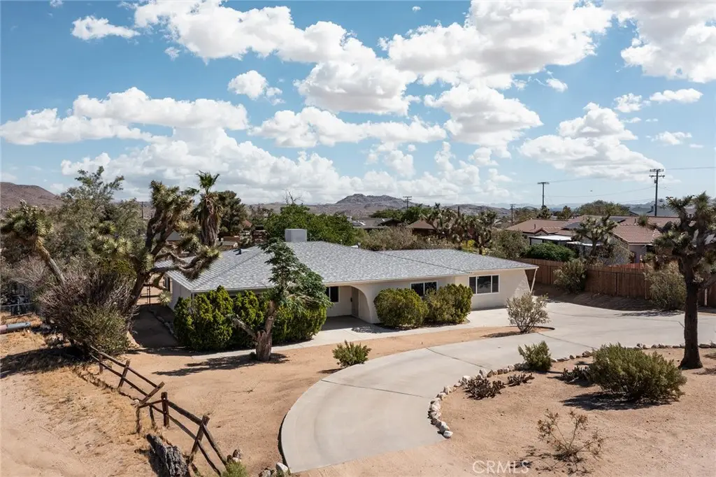 58390 Delano Trail, Yucca Valley, CA 92284 - #1