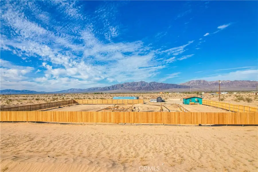 5226 Henry Road, Twentynine Palms Yucca Valley, CA 92277 - #2