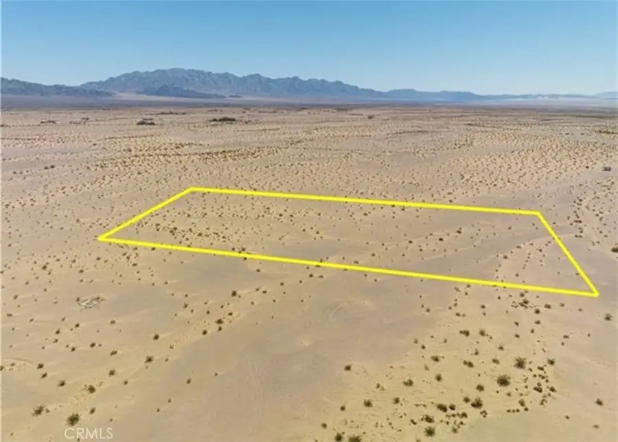 1234 Hollywood Lane, Twentynine Palms Yucca Valley, CA 92277 - #2