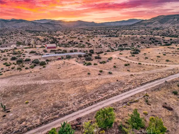 5450 Red Ryder Road, Pioneertown, CA 92268