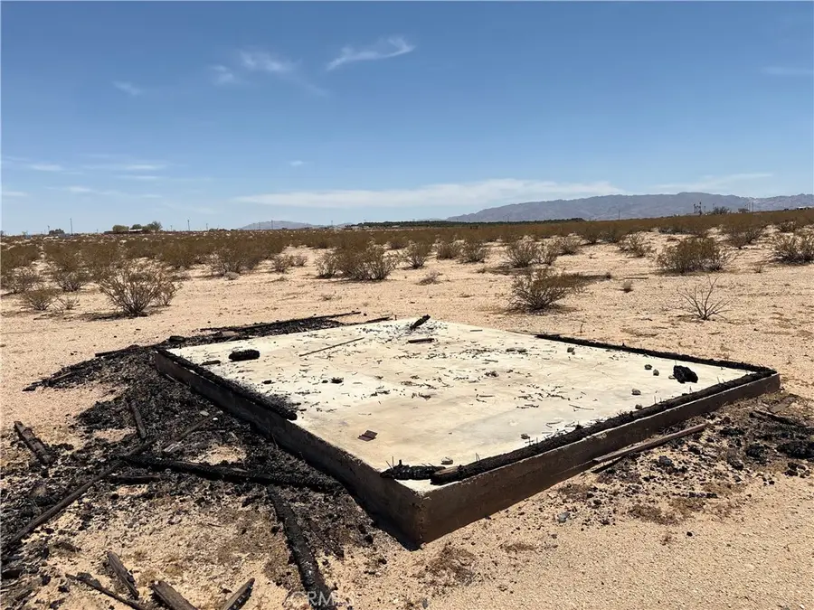 101 Bluegrass Avenue, Twentynine Palms Yucca Valley, CA 92277 - #2