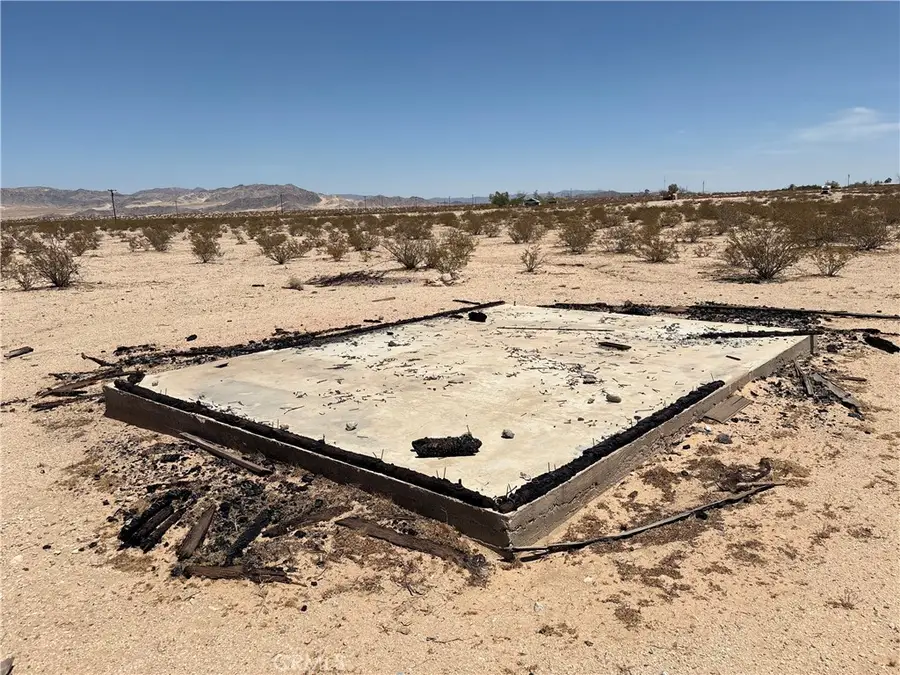 101 Bluegrass Avenue, Twentynine Palms Yucca Valley, CA 92277 - #3