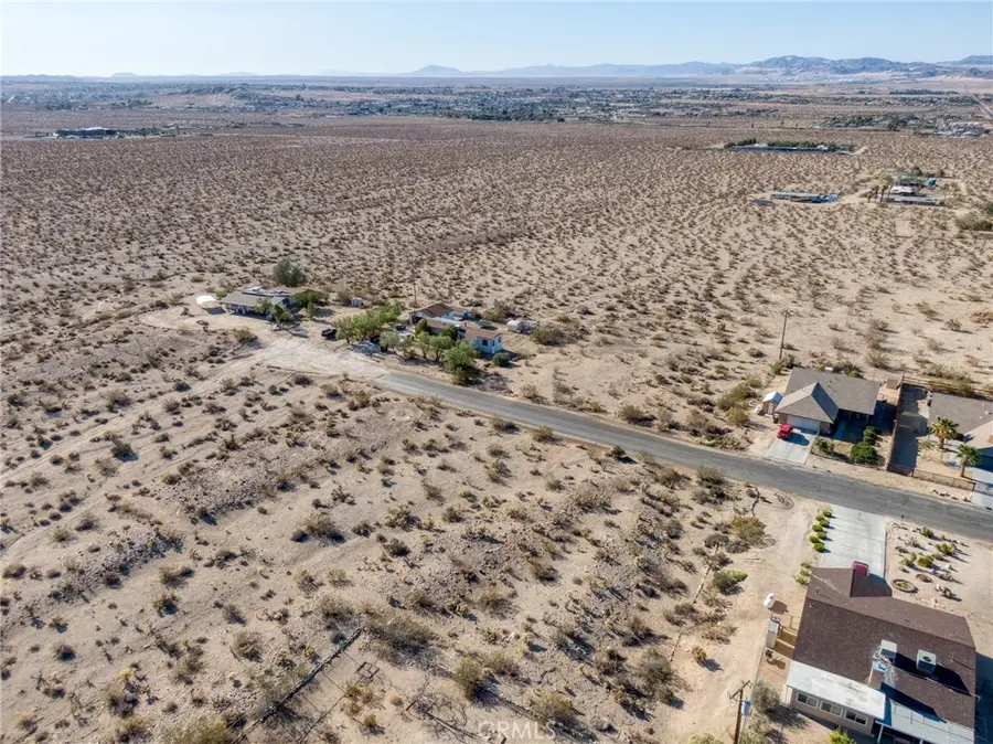 74425 Twilight Dr, Twentynine Palms, CA 92277 - #2