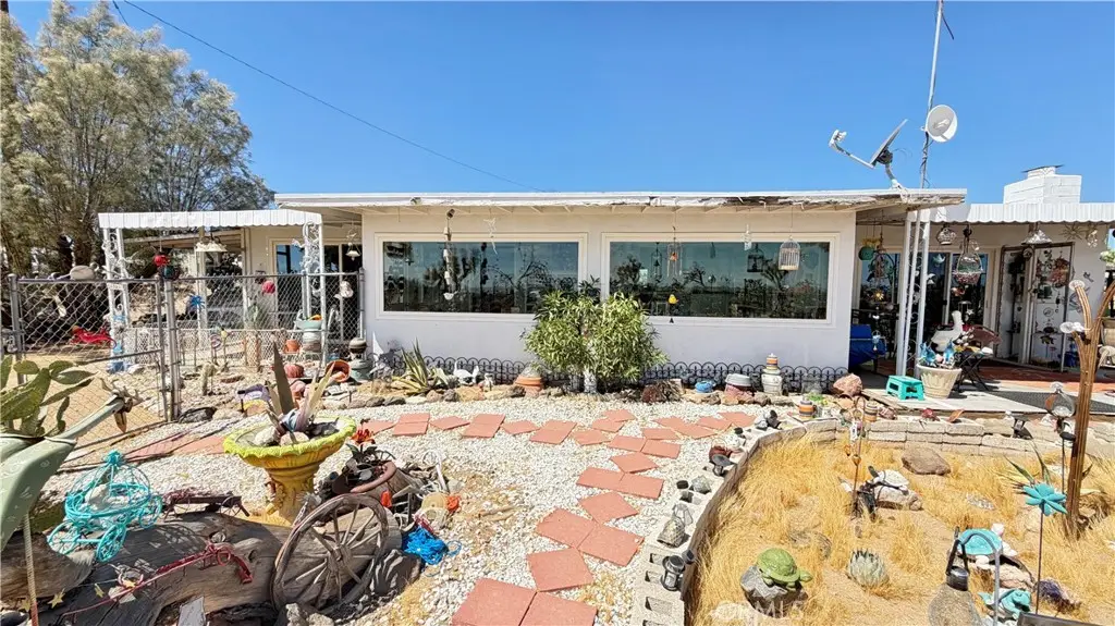4990 Elata Avenue, Yucca Valley, CA 92284 - #1