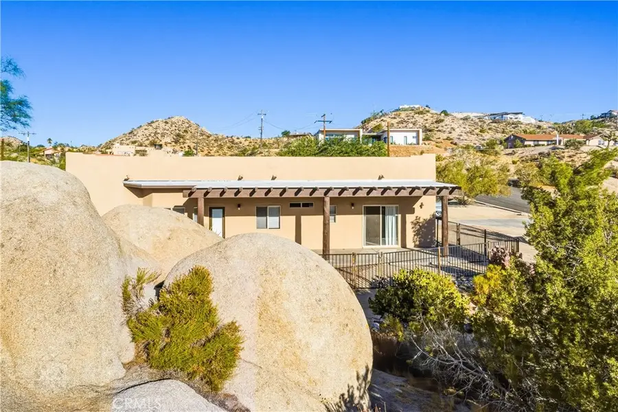 6231 Mirlo, Yucca Valley, CA 92284 - #2