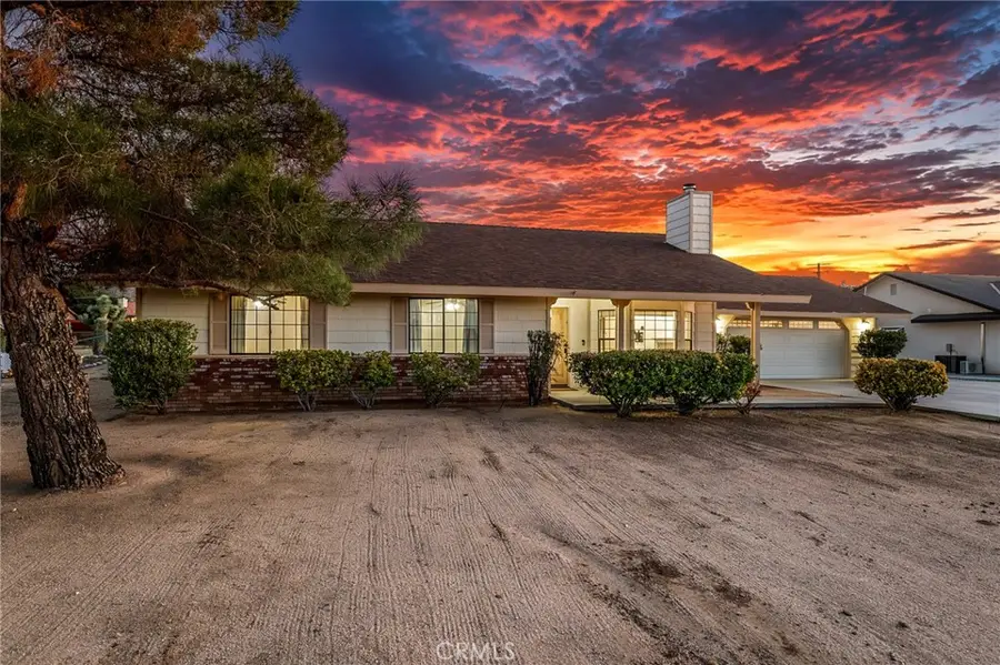 57731 San Tropeze, Yucca Valley, CA 92284 - #2
