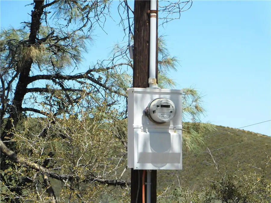 997 Watertrough Rd, Clearlake Oaks, CA 95423 - Image #2