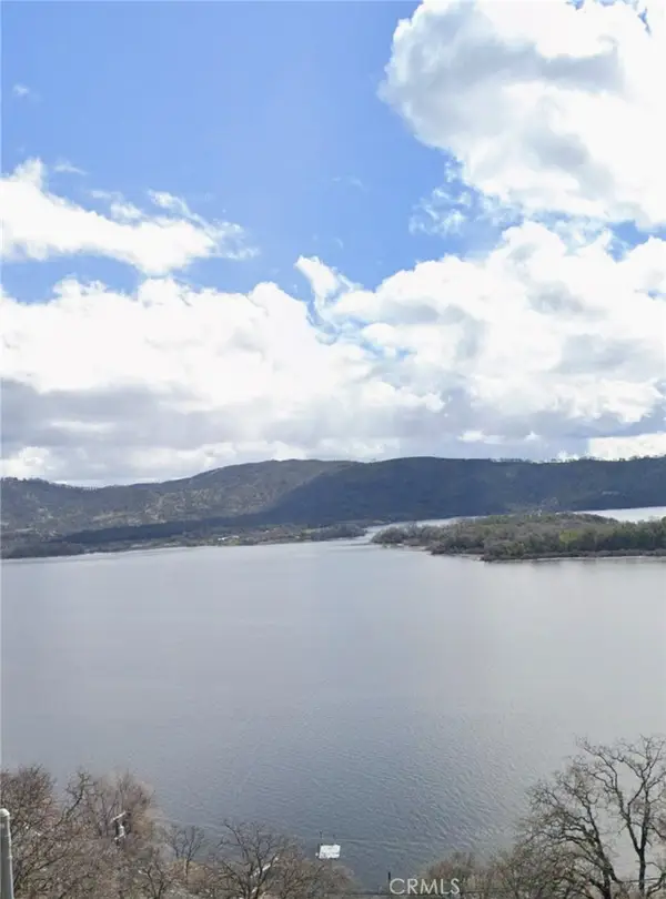 12115 Lakeview Drive, Clearlake Oaks, CA 95423