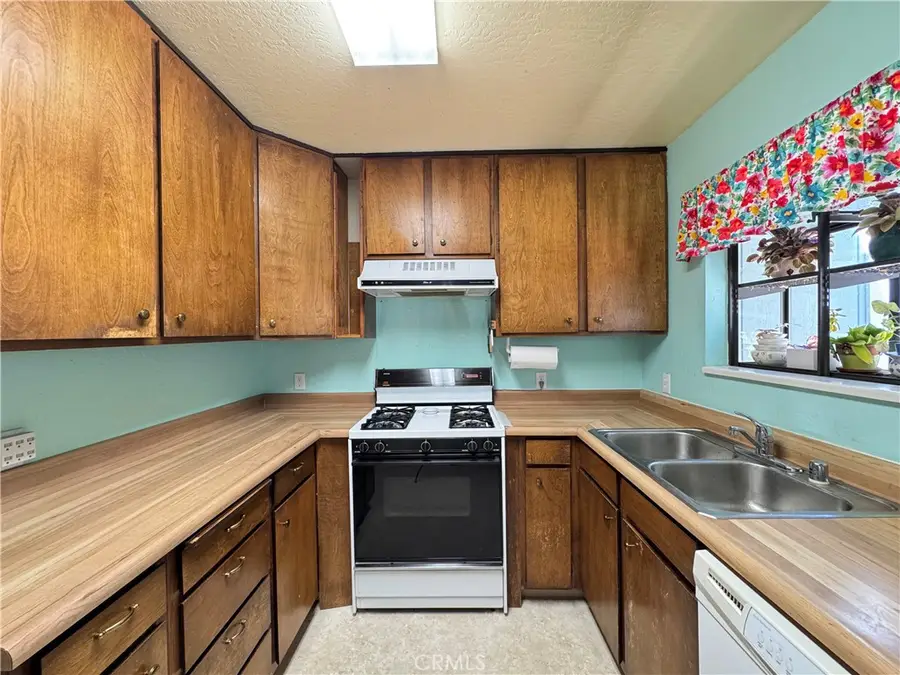 1617 Alcott Lane, Willits, CA 95490 - Image #2