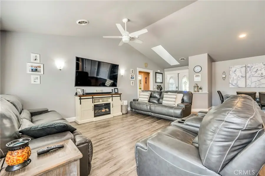 19863 Mountain Meadow S, Hidden Valley Lake, CA 95467 - Image #3