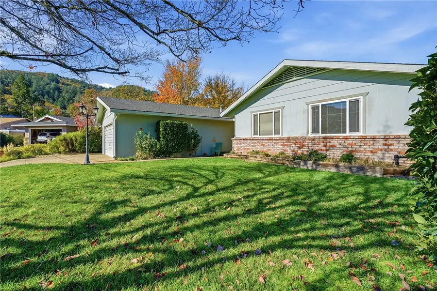 464 Nokomis Drive, Ukiah, CA 95482 - Image #2