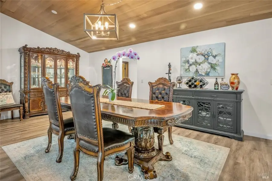 441 Vichy Hills Drive, Ukiah, CA 95482 - Image #3