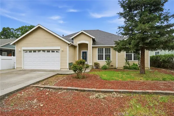 19611 Mountain S, Hidden Valley Lake, CA 95467