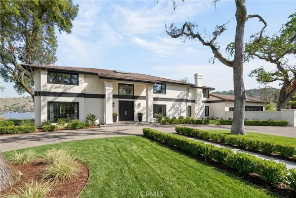 8266 Peninsula, Kelseyville, CA 95451
