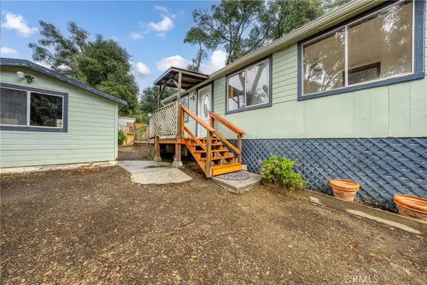 3155 Buckingham Way, Nice, CA 95464