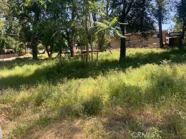 14245 Woodland, Clearlake, CA 95422
